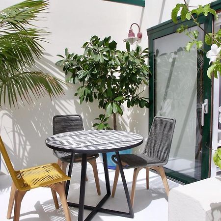 Unique, Stylish & Calm El Estanque By The Sea, Adults Only Vila Costa Teguise Exterior foto