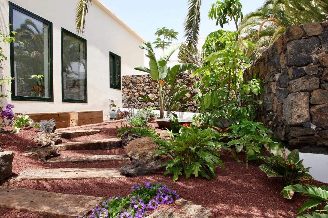 Unique, Stylish & Calm El Estanque By The Sea, Adults Only Vila Costa Teguise Exterior foto